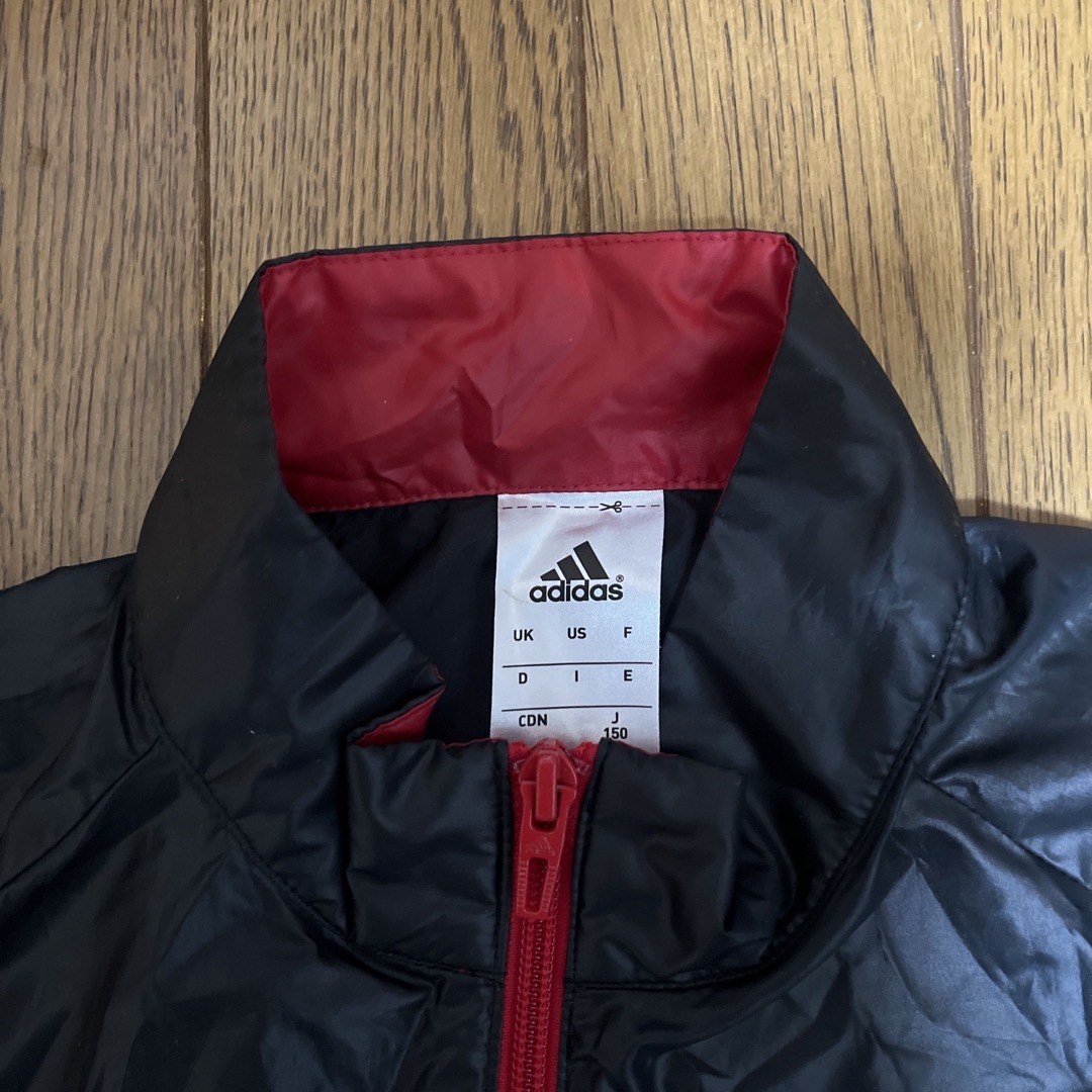 adidas(アディダス)のウィンドブレイカー　ジャンパー　150 アディダス  黒　 キッズ/ベビー/マタニティのキッズ服男の子用(90cm~)(ジャケット/上着)の商品写真