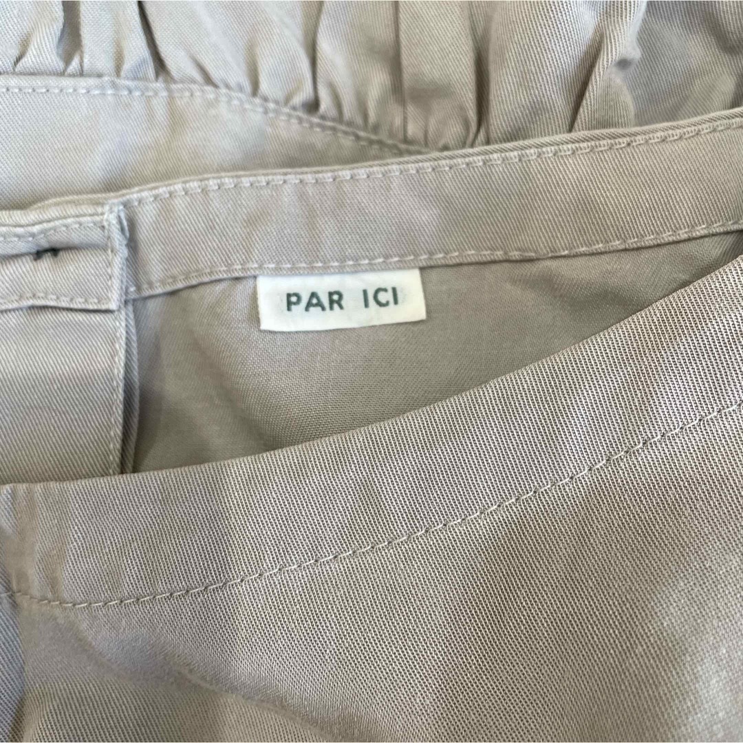 PAR ICI(パーリッシィ)の【PAR ICI】膝丈ワンピース バックボタン 無地 シンプル F レディースのワンピース(ひざ丈ワンピース)の商品写真
