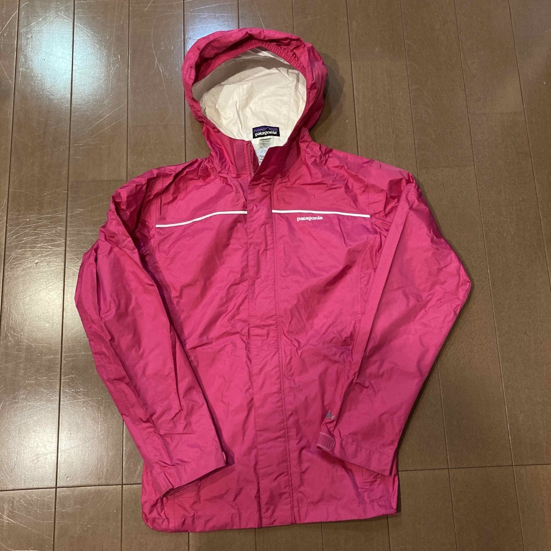 patagonia(パタゴニア)のPatagonia マウンテンジャンパー　girl's XL(14) キッズ/ベビー/マタニティのキッズ服女の子用(90cm~)(ジャケット/上着)の商品写真