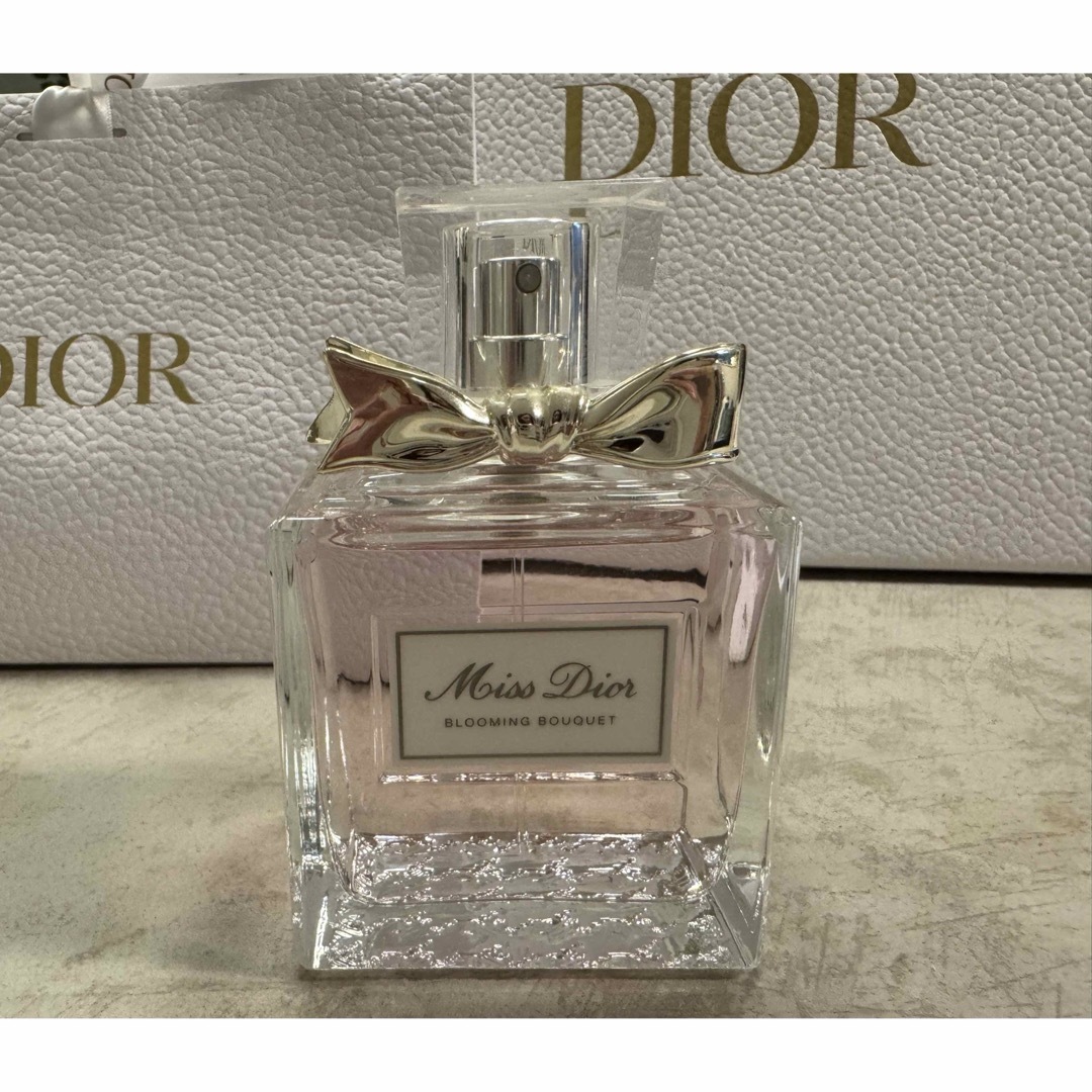 Christian Dior(クリスチャンディオール)の【R様専用】DIOR ミスディオール ブルーミングブーケ　オードトワレ100ml コスメ/美容の香水(香水(女性用))の商品写真