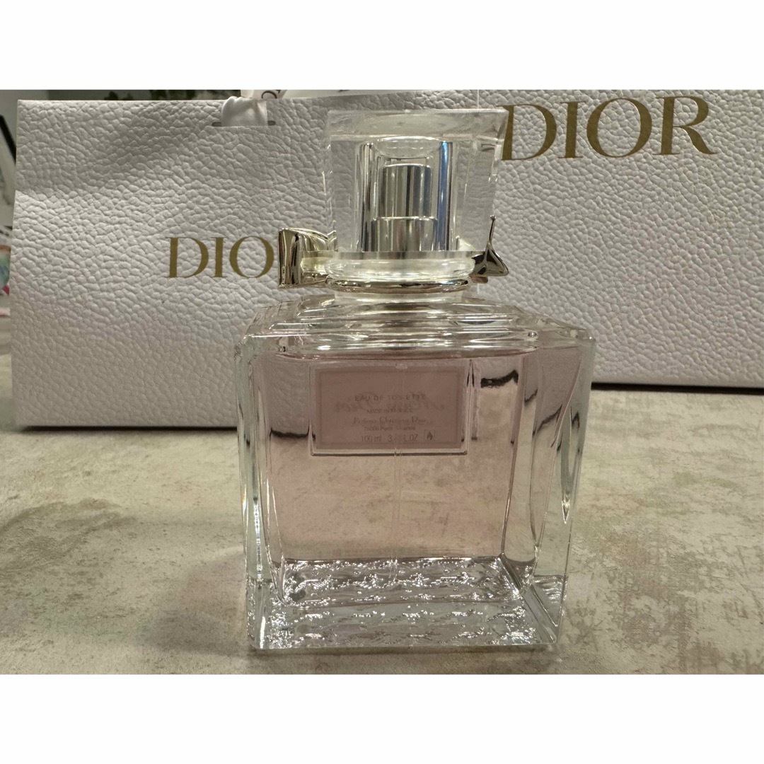 Christian Dior(クリスチャンディオール)の【R様専用】DIOR ミスディオール ブルーミングブーケ　オードトワレ100ml コスメ/美容の香水(香水(女性用))の商品写真