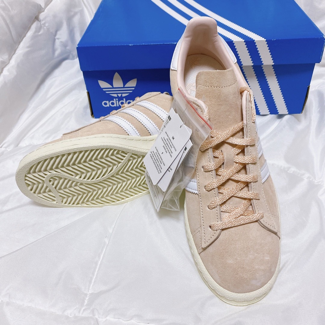 CAMPUS（adidas）(キャンパス)の新品未使用 adidas CAMPUS 80s 27.0cm ピンクベージュ メンズの靴/シューズ(スニーカー)の商品写真