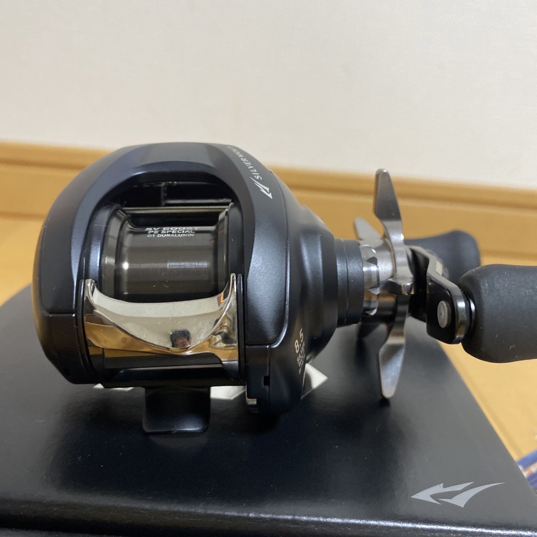 DAIWA(ダイワ)のダイワ　22シルバーウルフSV TW 1000XH PEスペシャル スポーツ/アウトドアのフィッシング(リール)の商品写真