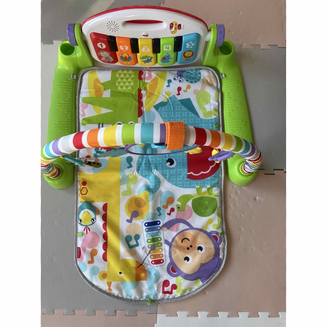 Fisher-Price(フィッシャープライス)のフィッシャープライスfisher price4WAYバイリンガル・ピアノジム キッズ/ベビー/マタニティのおもちゃ(ベビージム)の商品写真