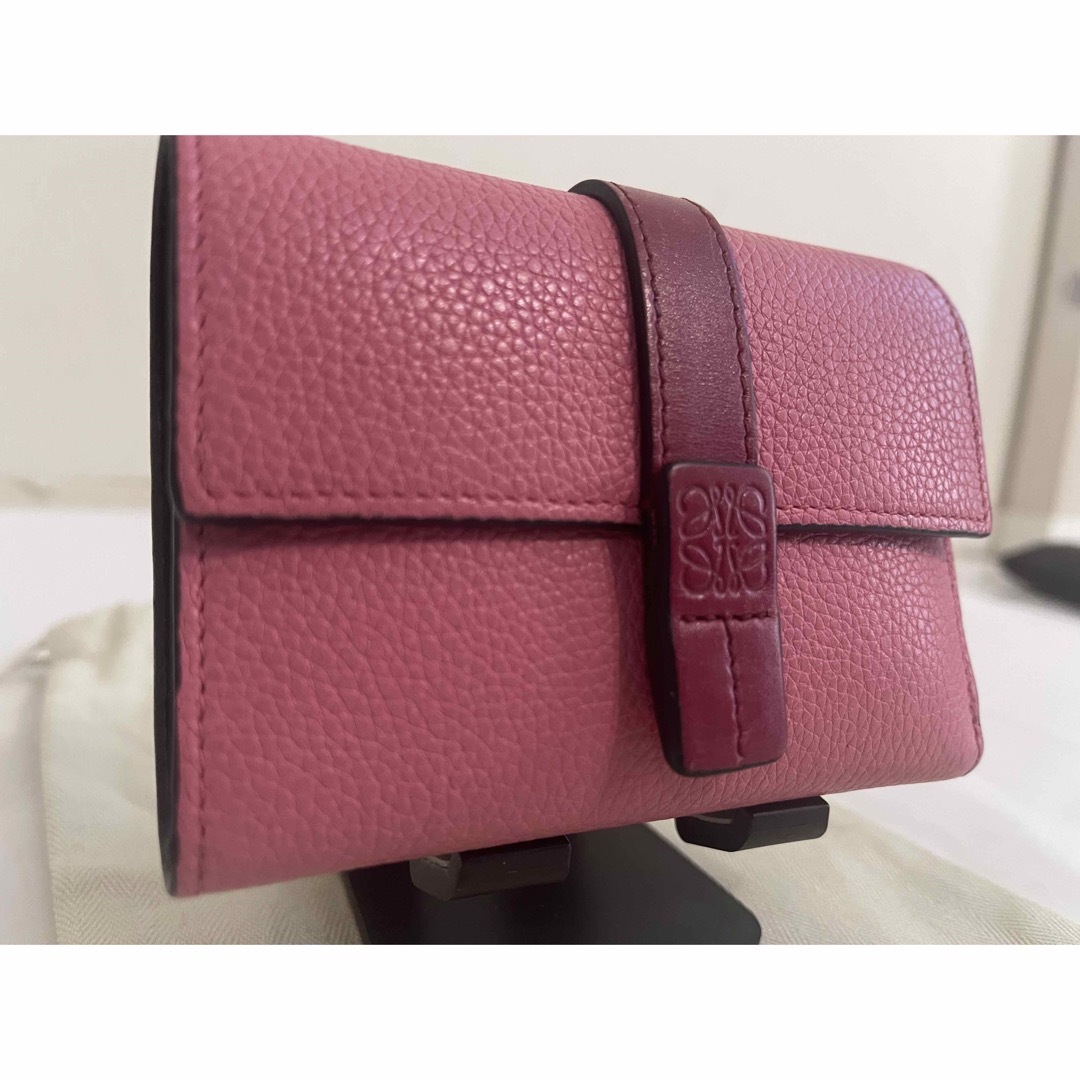 LOEWE ロエベ 三つ折り財布 コンパクトウォレットバーティカルウォレット39色ピンク系カラーピンク