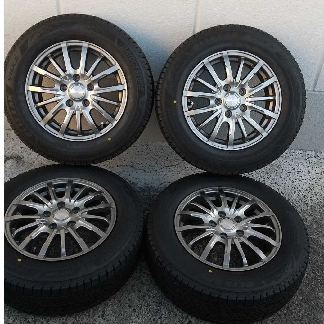 新品未使用ブリジストン 195/65R15 VRX3 ホイル付きスタッドレスのサムネイル