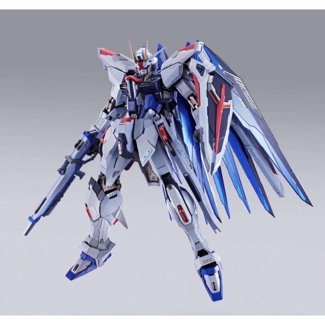 METAL BUILD フリーダムガンダム SNOW SPARKLE Ver.機動戦士ガンダムseed