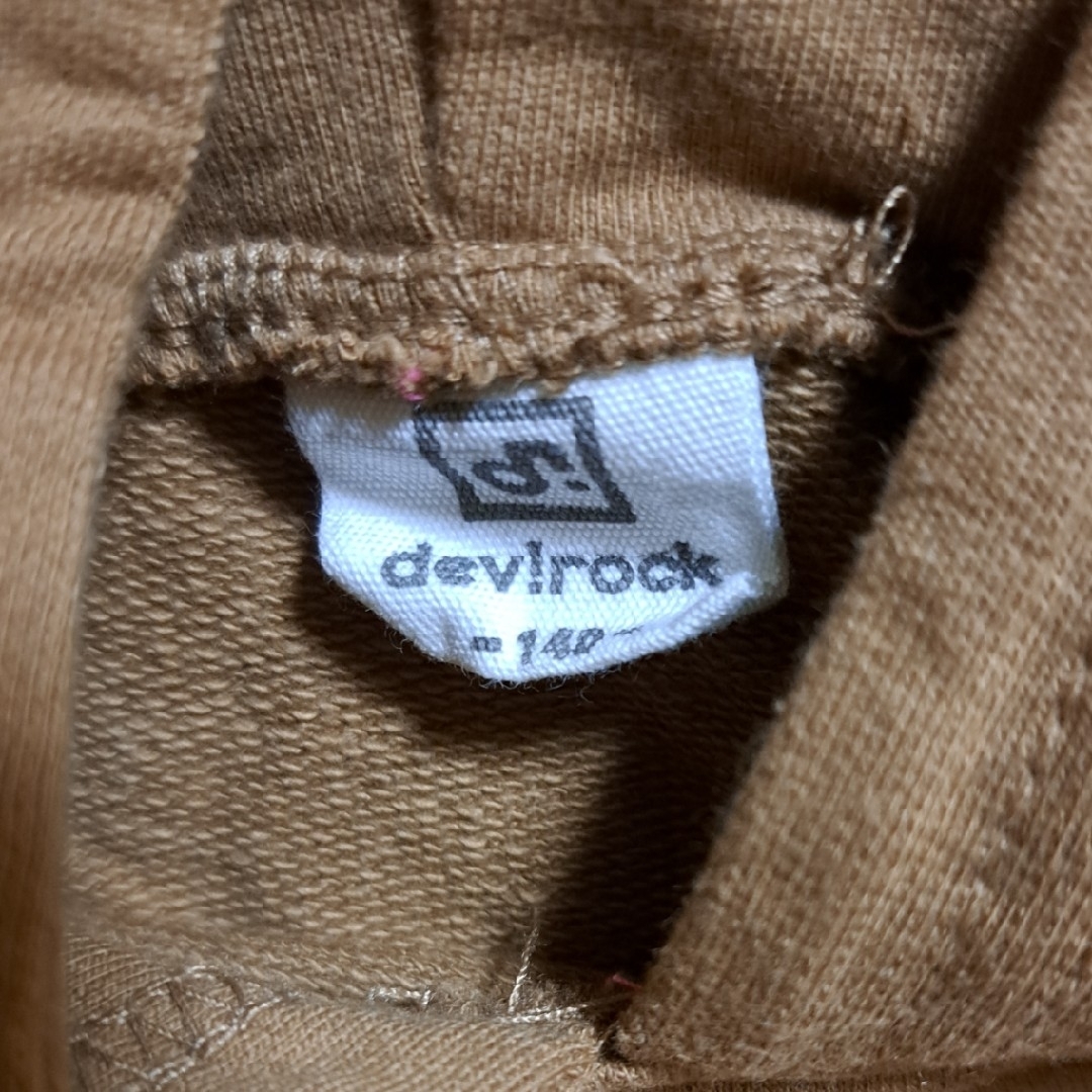 devirock(デビロック)のデビロックパーカー　キャメル キッズ/ベビー/マタニティのキッズ服男の子用(90cm~)(Tシャツ/カットソー)の商品写真