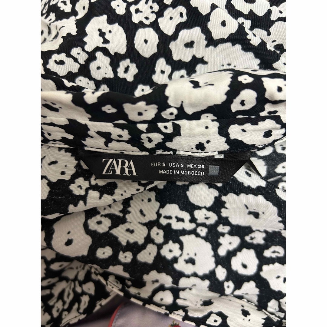 ZARA(ザラ)のZARA 花柄ワンピース レディースのワンピース(ロングワンピース/マキシワンピース)の商品写真