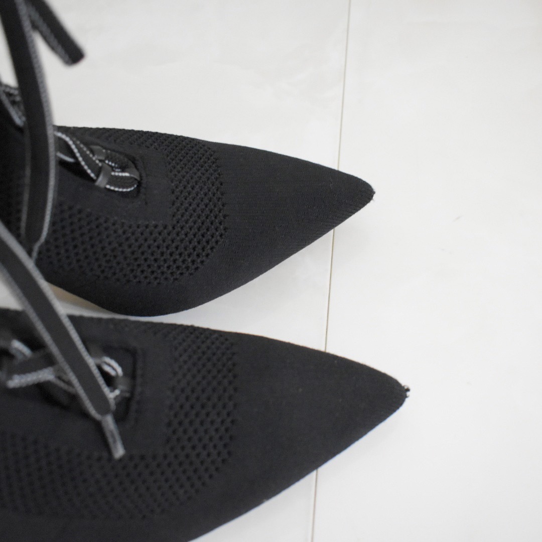 ZARA(ザラ)のZARA ザラ ブーツ 黒 37サイズ 24.0cm ヒール レディースの靴/シューズ(ブーツ)の商品写真