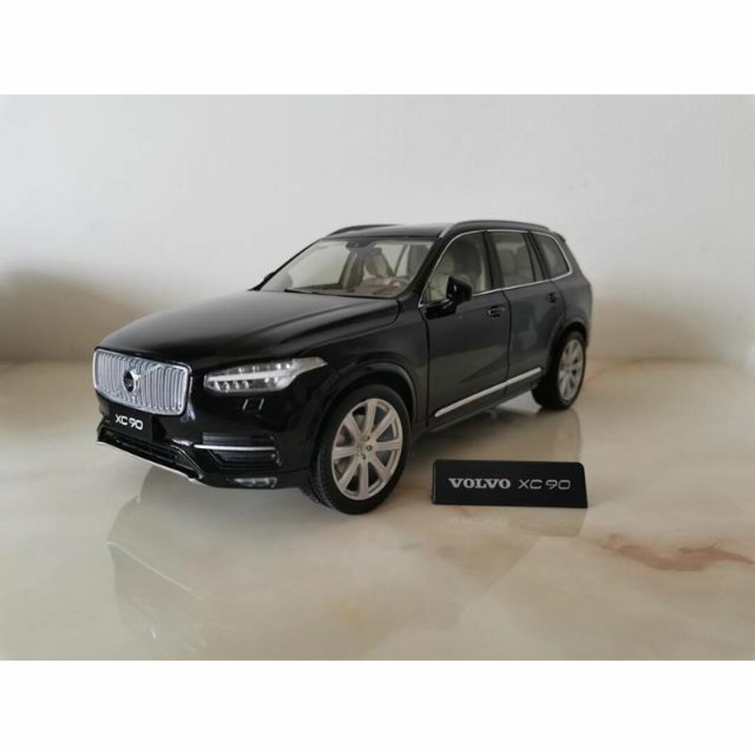 エンタメ/ホビーミニカー 1/18 ボルボ VOLVO XC90 2022 ブラック