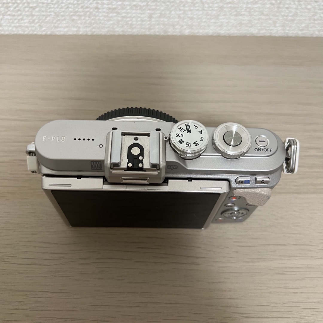 OLYMPUS PEN E-PL8 ミラーレス一眼レフカメラミラーレス一眼