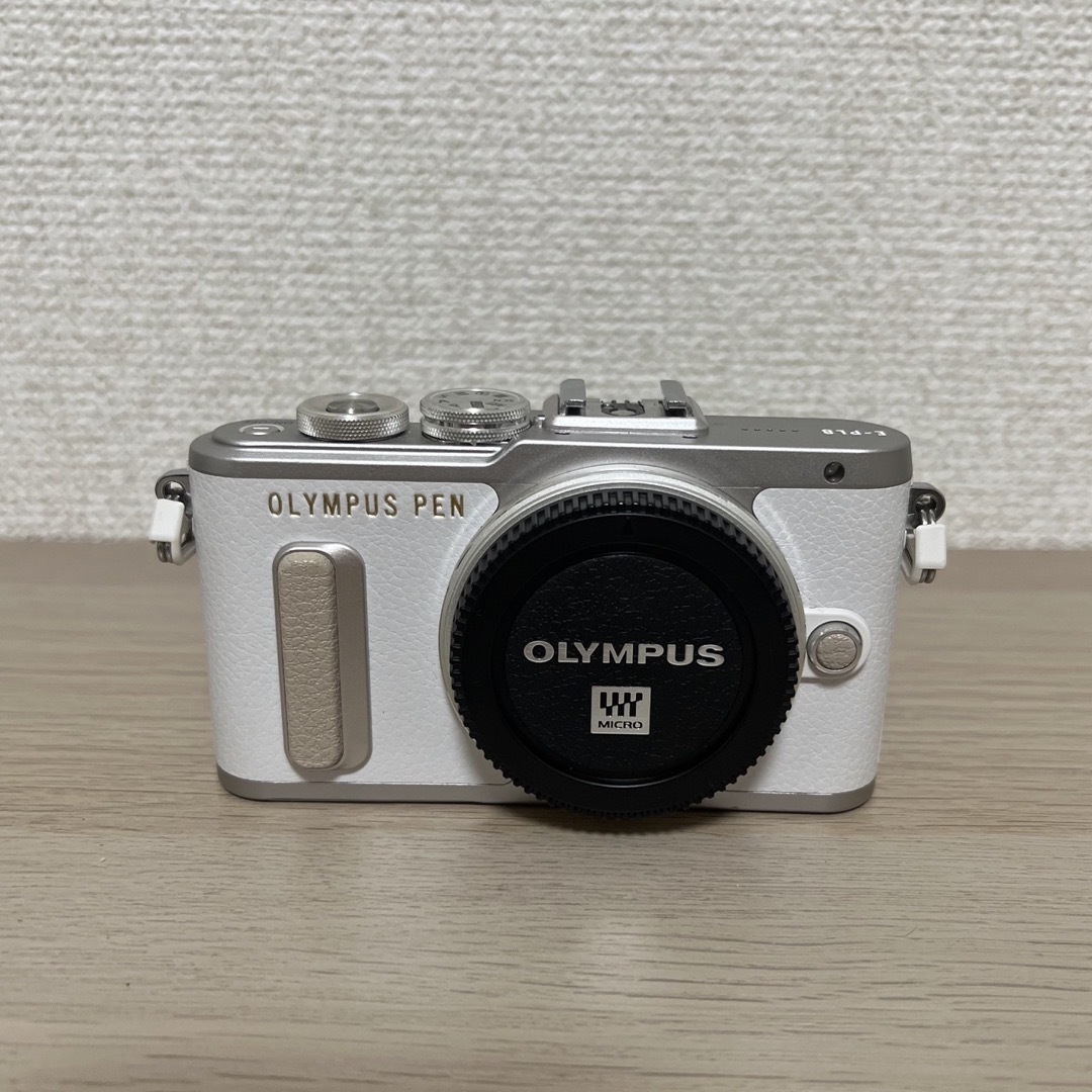 OLYMPUS PEN E-PL8 ミラーレス一眼レフカメラミラーレス一眼