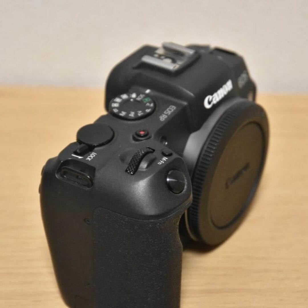 Canon EOS RP ボディ (純正バッテリー・充電器・ストラップ付 Canon EOS RP ボディ (純正バッテリー・充電器・ストラップ付