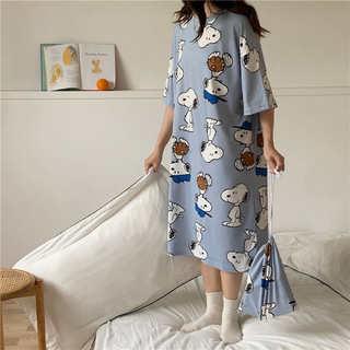 夏新作　可愛い　パジャマ　半袖　ワンピース　スヌーピー　巾着付き(ルームウェア)