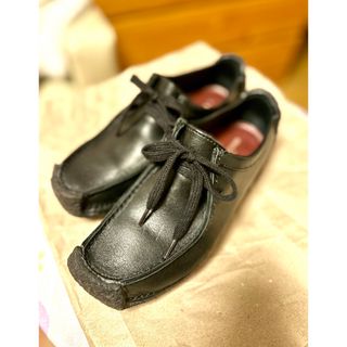 クラークス(Clarks)のクラークス ナタリー ウィメンズ  23.5 ブラック スムースレザー 革靴(ローファー/革靴)