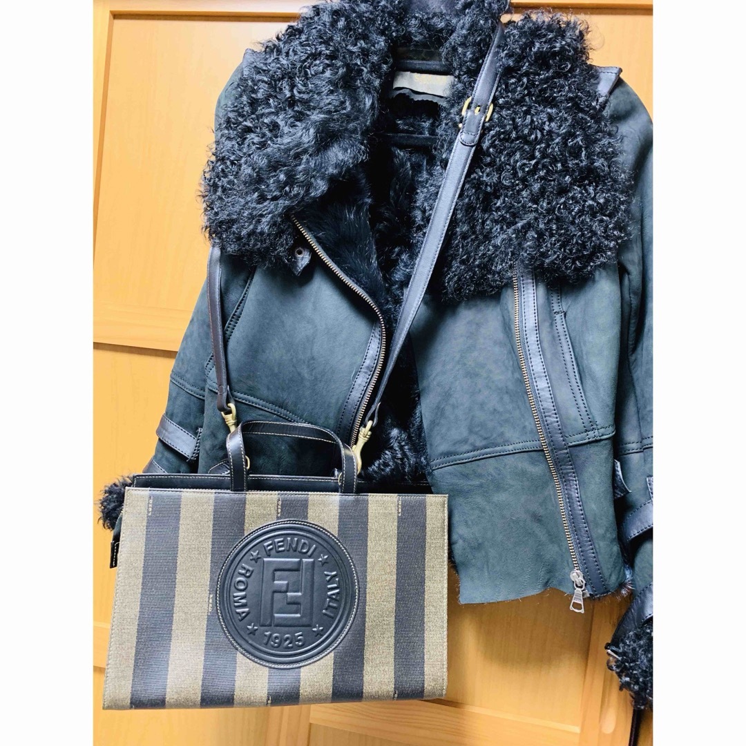 FENDI(フェンディ)の美品　ヴィンテージ　FENDI 2way ショルダー　ハンドバッグ　ペカン レディースのバッグ(ショルダーバッグ)の商品写真