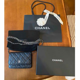 シャネル(CHANEL)のCHANEL チェーン ウォレット マトラッセ  キャビアスキン　シルバー(財布)