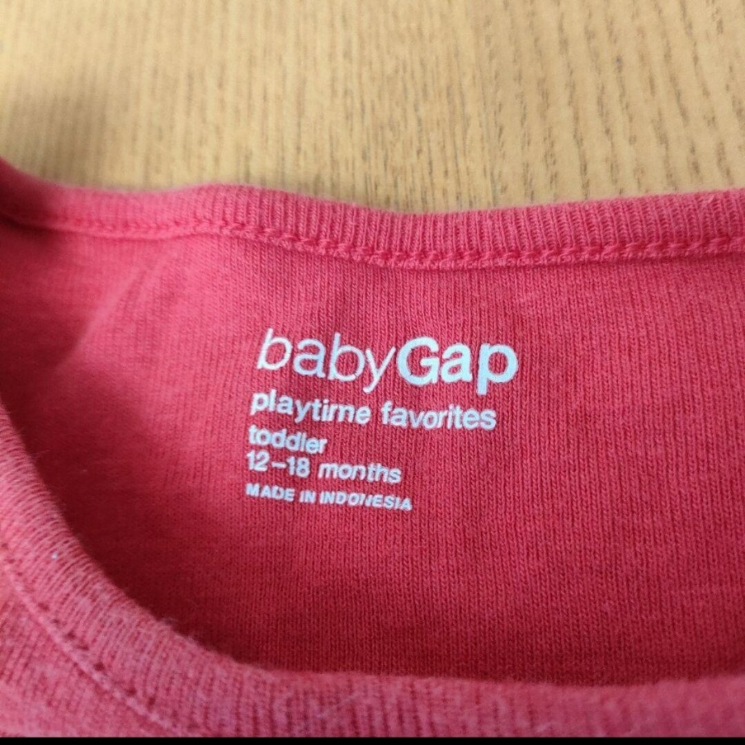 babyGAP(ベビーギャップ)のbabyGap（ベビーギャップ）トップス　12-18months　80サイズ キッズ/ベビー/マタニティのベビー服(~85cm)(シャツ/カットソー)の商品写真