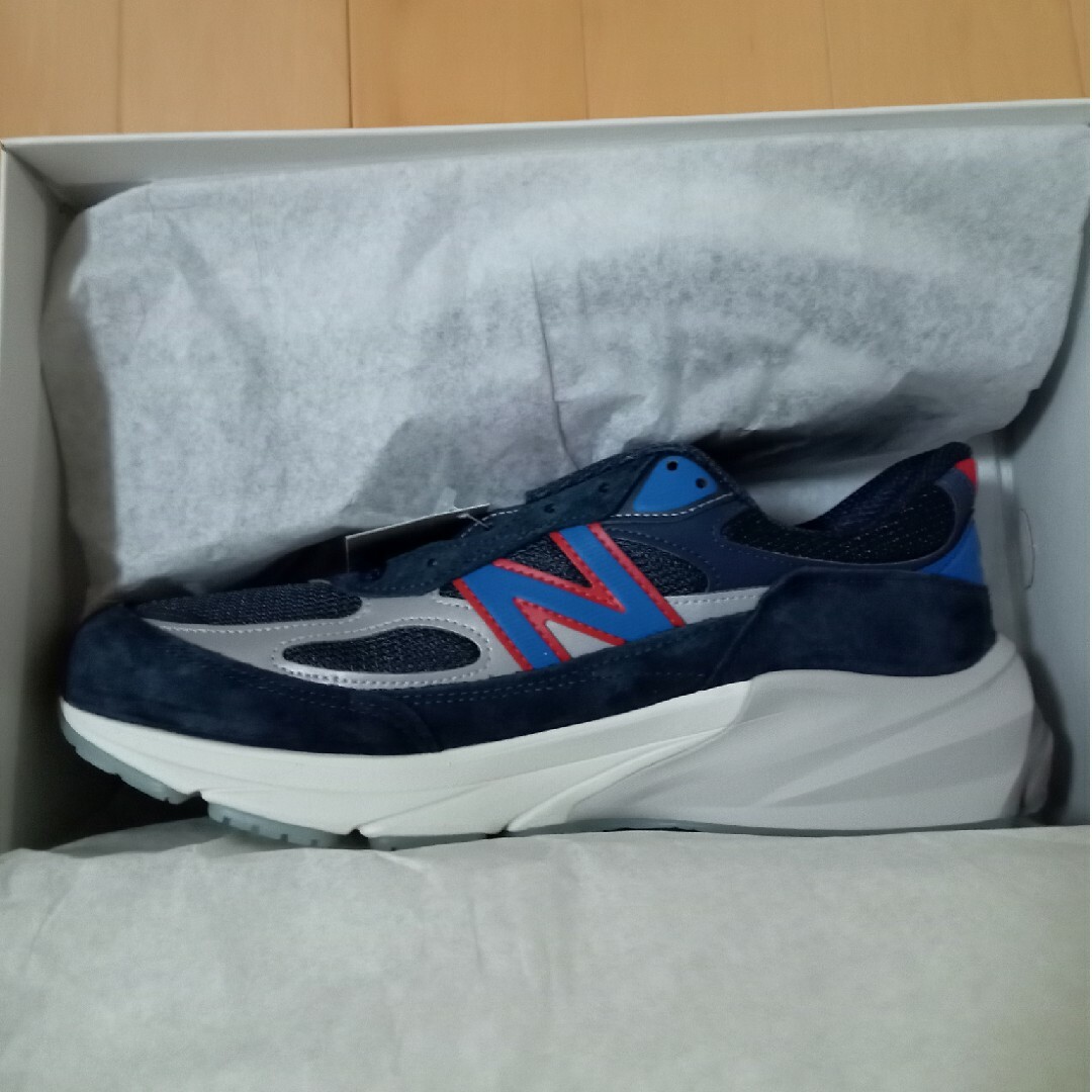 KITH(キス)の28.5cm  KITH × New Balance 990V6 NAVY メンズの靴/シューズ(スニーカー)の商品写真