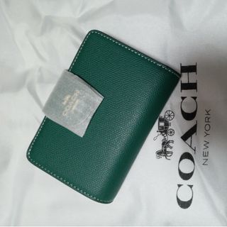 コーチ(COACH)のCOACHアウトレット二つ折り財布グリーン(財布)