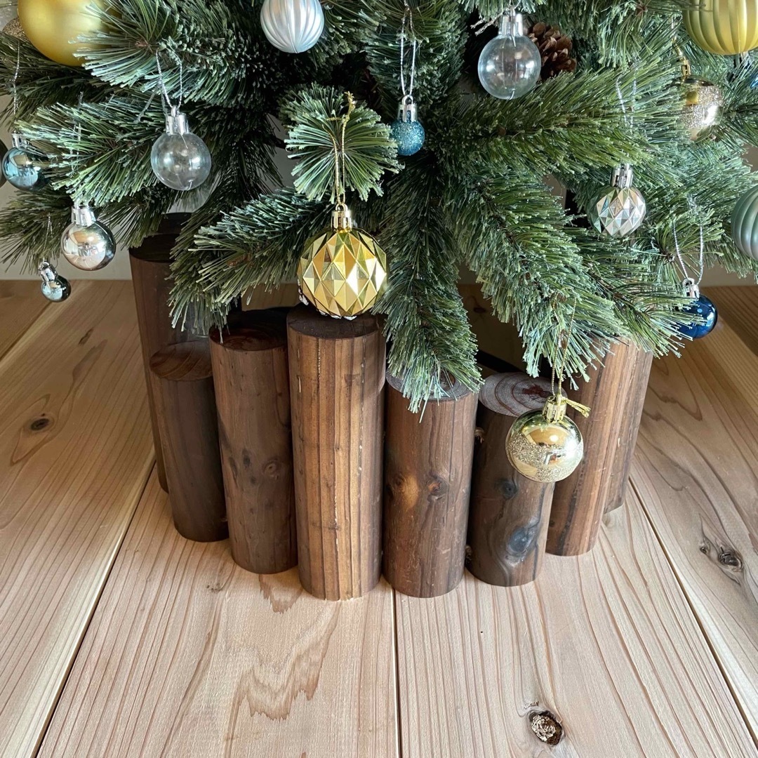 クリスマスツリー　足隠し　足元隠し　アシカクシ ハンドメイドのインテリア/家具(インテリア雑貨)の商品写真