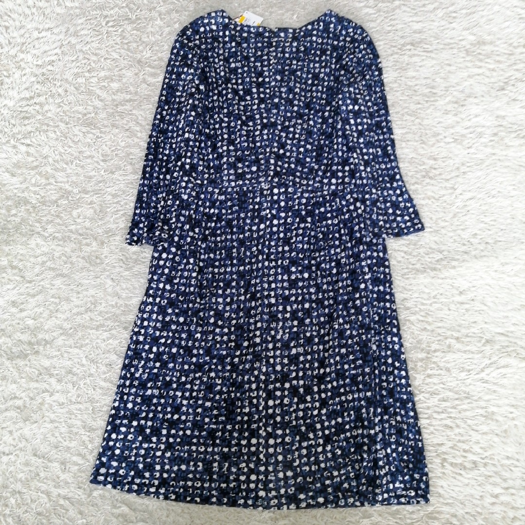 新品未使用タグ【23区】ニジュウサンク ワンピース総柄 大きいサイズ44