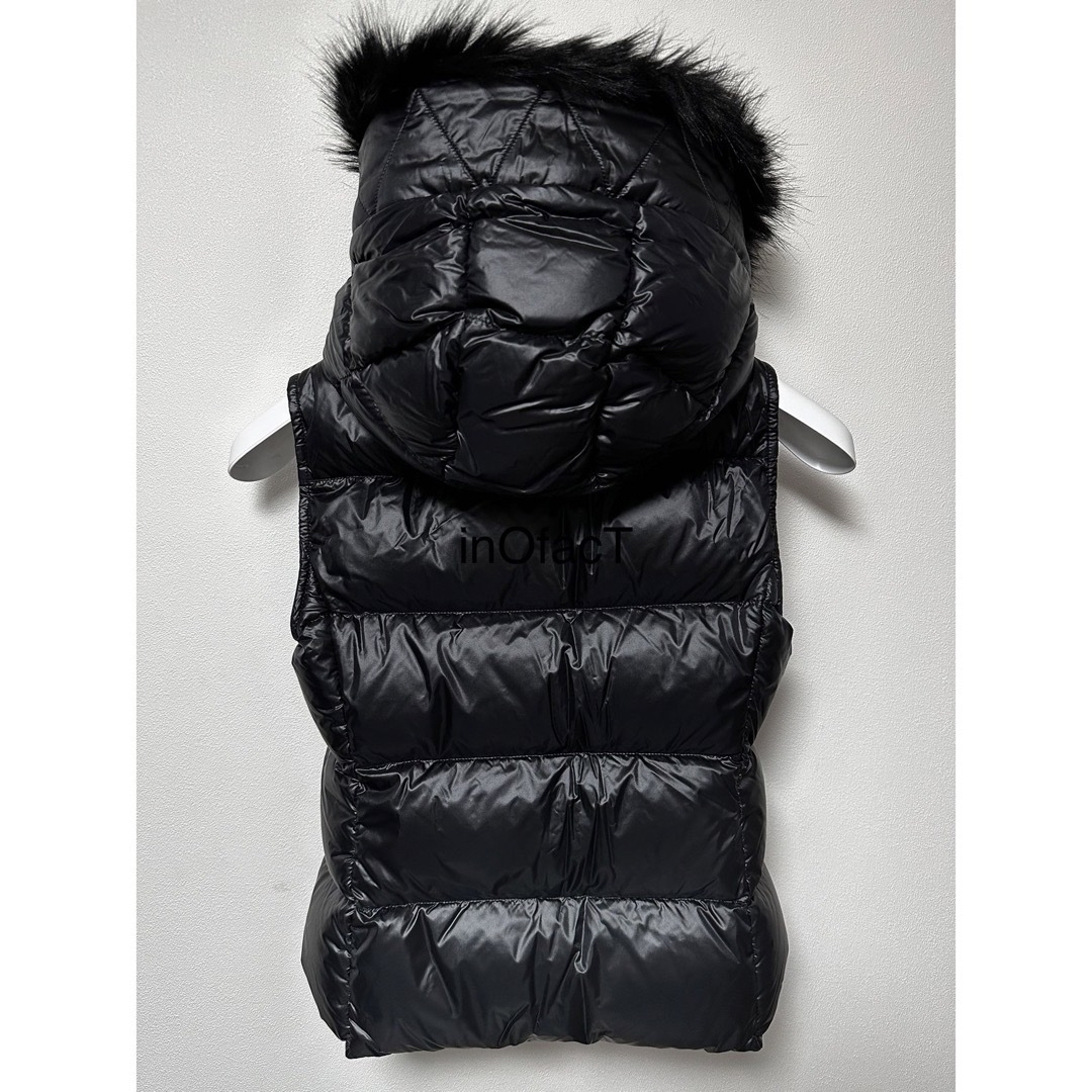 MONCLER(モンクレール)の黒 新品正規品 MONCLER Gallinule ガリヌール ダウンベスト レディースのジャケット/アウター(ダウンベスト)の商品写真