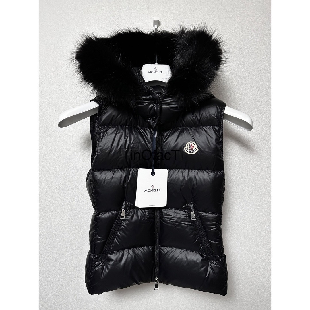 最終価格　鑑定済正規品　MONCLER　モンクレール　白　リバーシブル