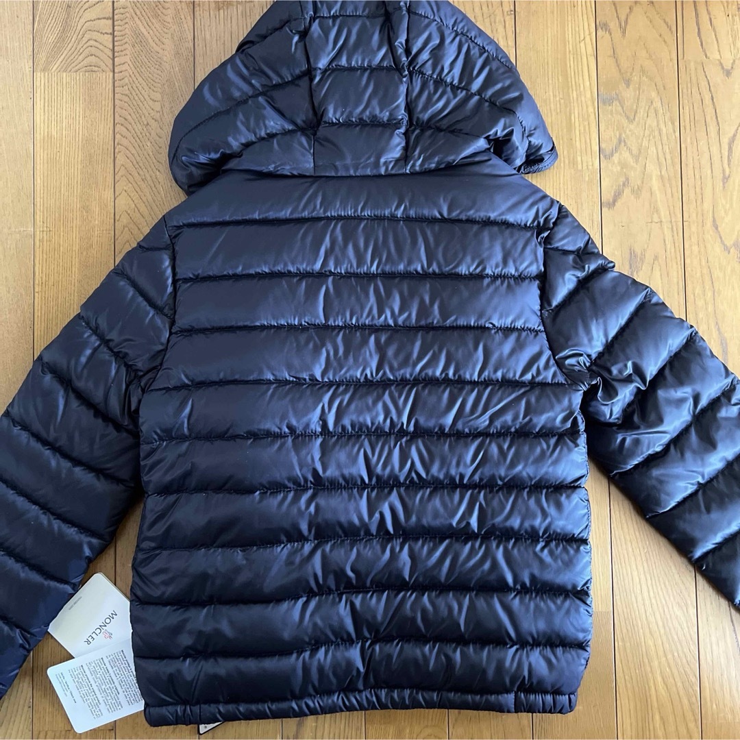 最終値下げ　モンクレール　MONCLER ダウンジャケット　ダウンコート　10A