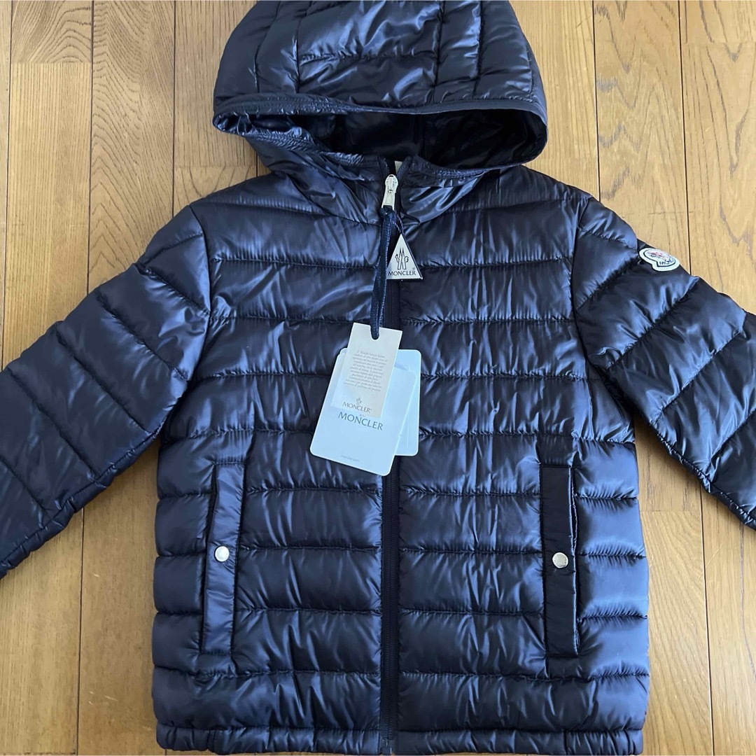 未使用タグ付き！10A 140cm MONCLER ダウンジャケット