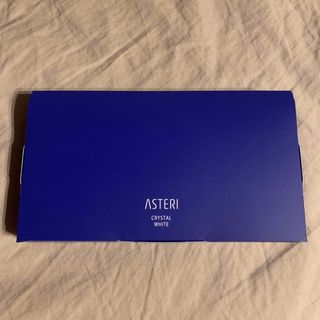 ASTERI CRYSTAL WHITE  一箱　5本入り(ファンデーション)