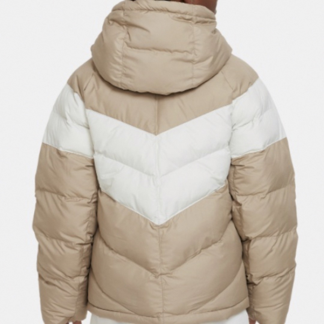 NIKE - 新品未使用 NIKE 中綿ジャケット☆ダウンの通販 by NIKE - 新品未使用 NIKE 中綿ジャケット☆ダウンの通販 by