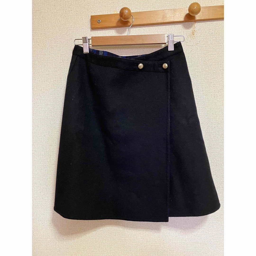 IENA(イエナ)のIENA イエナ スカート リバーシブル ネイビー ストライプ サイズ 38 レディースのスカート(ひざ丈スカート)の商品写真