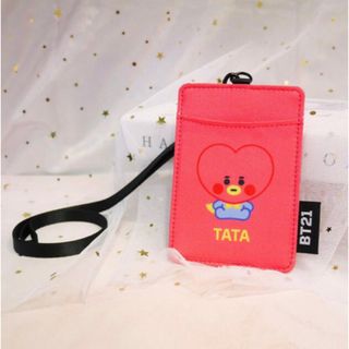 ビーティーイシビル(BT21)のBT21 コラボ商品　OUTDOOR パスケース🐯TATA(名刺入れ/定期入れ)