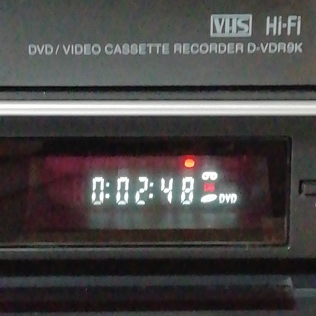 TOSHIBA VHS/DVDレコーダー【D-VDR9K】 TOSHIBA VHS/DVDレコーダー【D-VDR9K】
