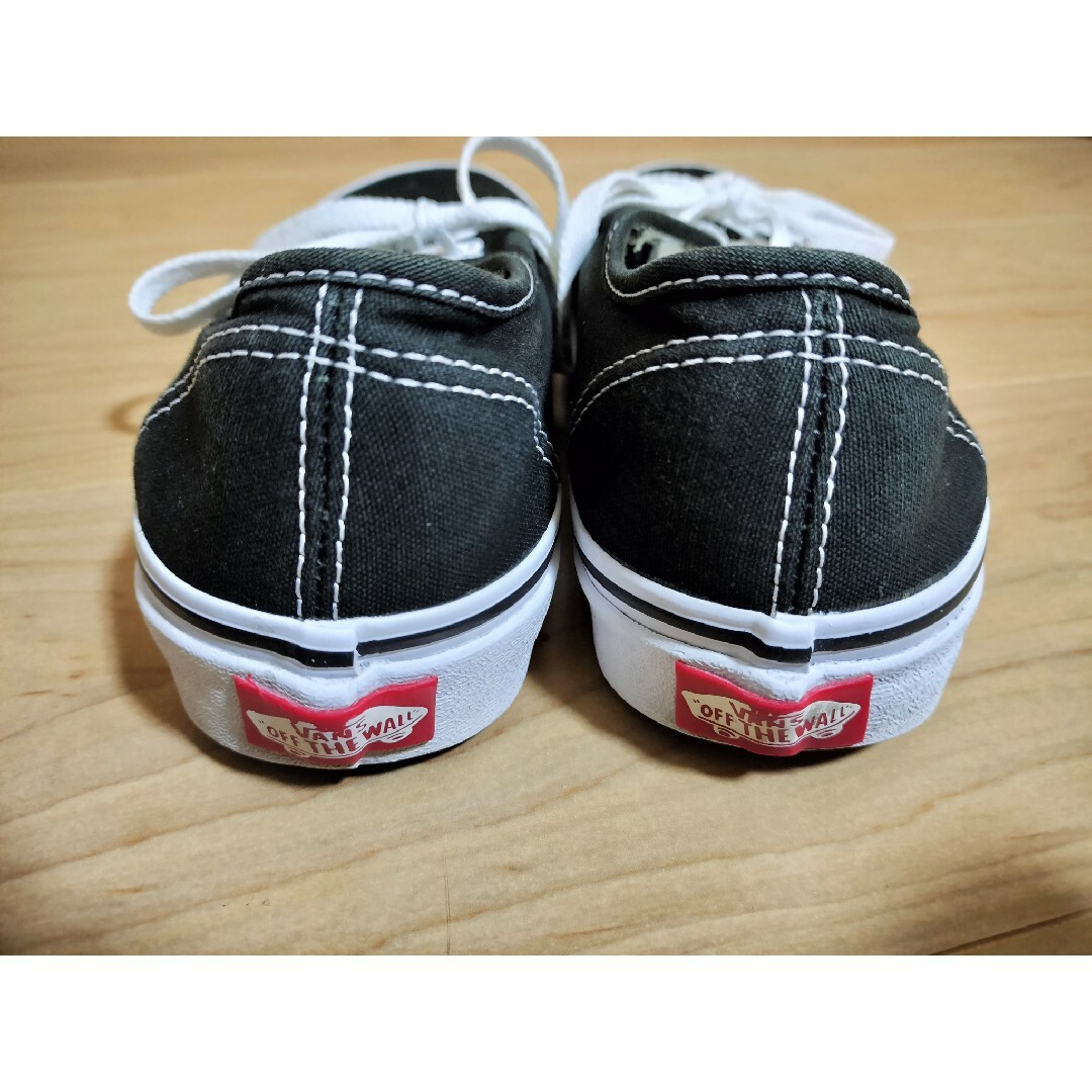 AUTHENTIC（VANS）(オーセンティック)のVANS/バンズ AUTHENTIC/ TB4R ブラック　23.5cm レディースの靴/シューズ(スニーカー)の商品写真