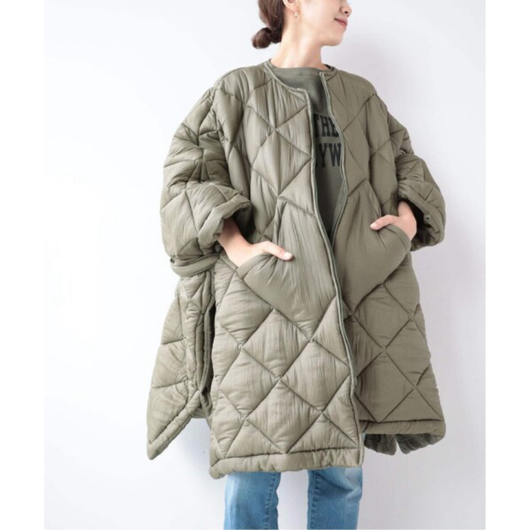 JANE SMITH(ジェーンスミス)のjane smith SP QUILT PONCHO レディースのジャケット/アウター(ダウンコート)の商品写真