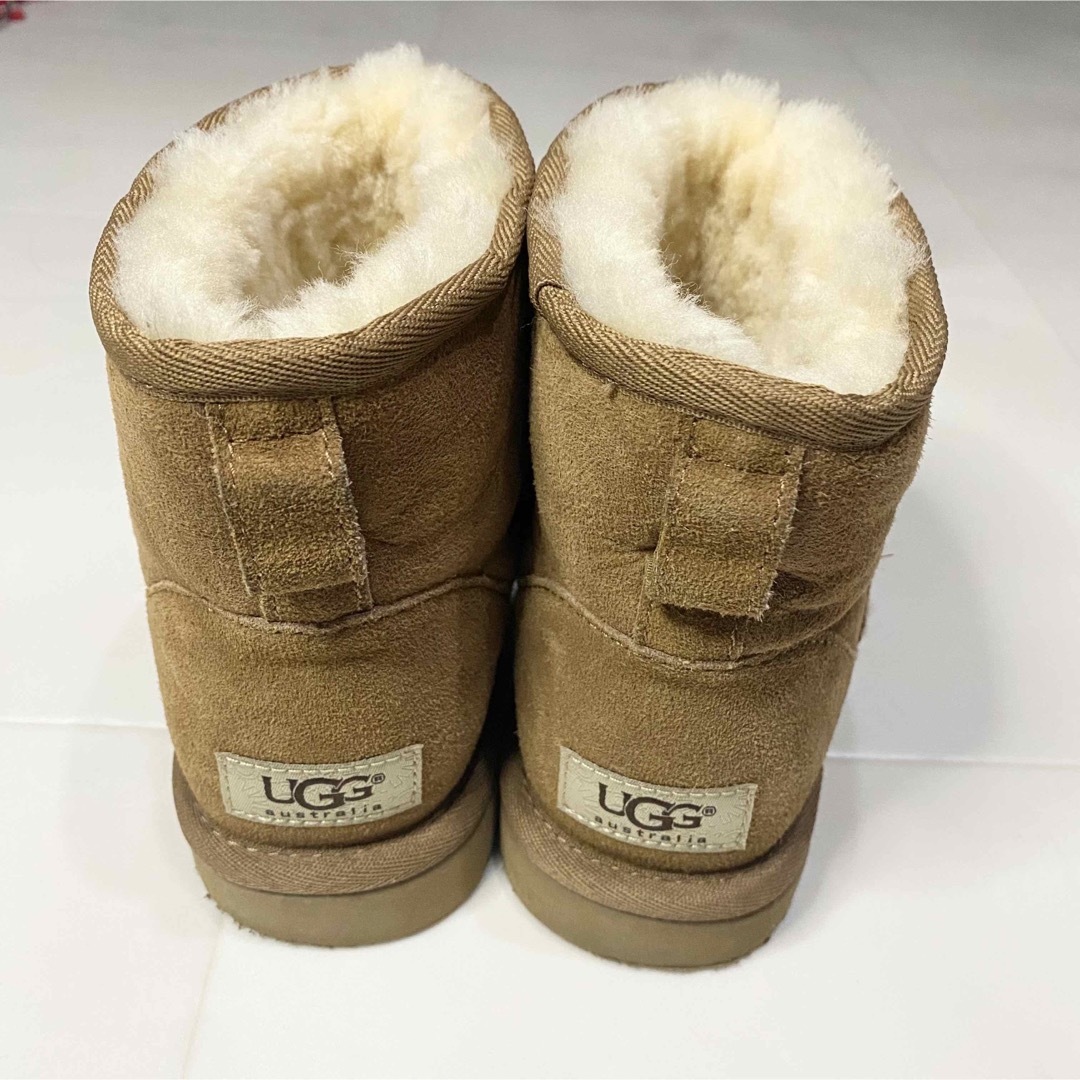 UGG(アグ)のUGGムートンショートブーツ  レディースの靴/シューズ(ブーツ)の商品写真