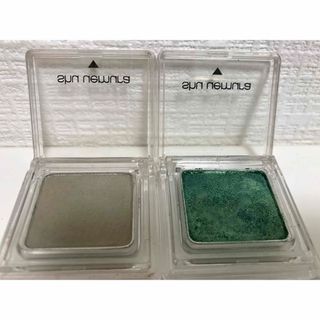 シュウウエムラ(shu uemura)の【複数購入割引】shu uemura シュウウエムラ　アイシャドー　グリーン(アイシャドウ)