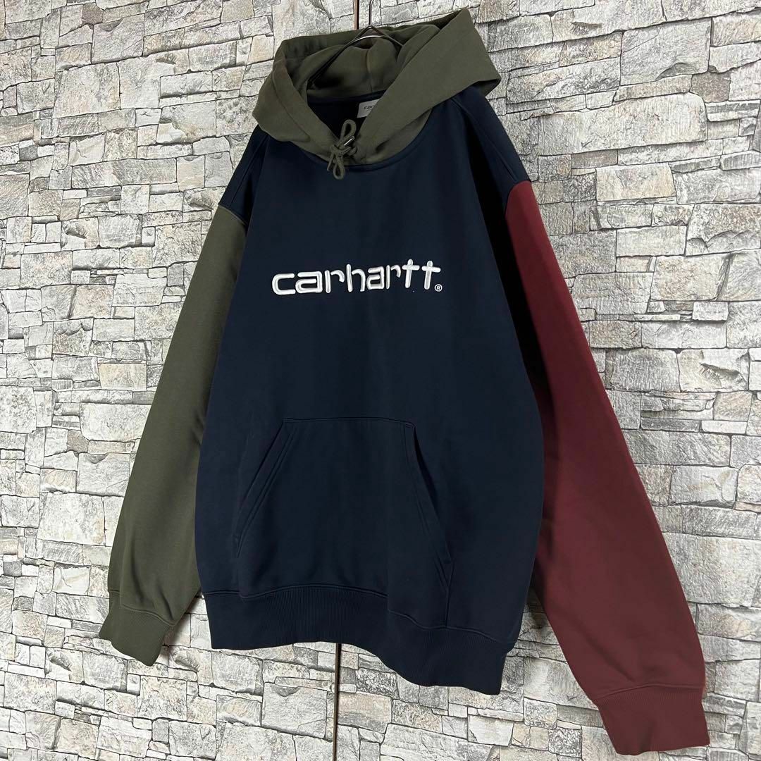 carhartt(カーハート)の【希少マルチカラー】 カーハート パーカー 刺繍ロゴ　即完モデル メンズのトップス(パーカー)の商品写真