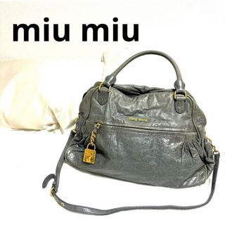 ミュウミュウ(miumiu)のmiu miu  バッグ(ハンドバッグ)