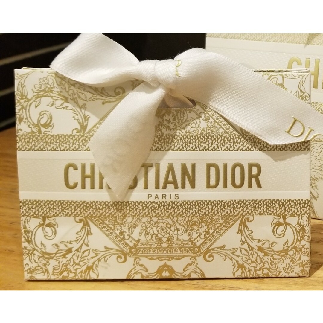 Dior ホリデー　クリスマス限定　 620セダクティブ 新品　美品