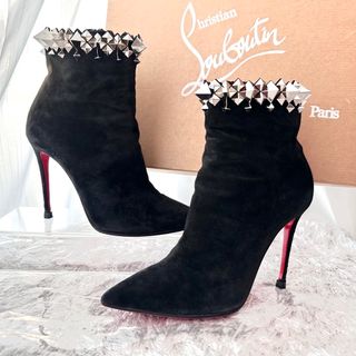 クリスチャンルブタン(Christian Louboutin)のルブタン　スタッズ　ショートブーツ　ブーティ　ハイヒール　パンプス　靴　美品(ブーツ)