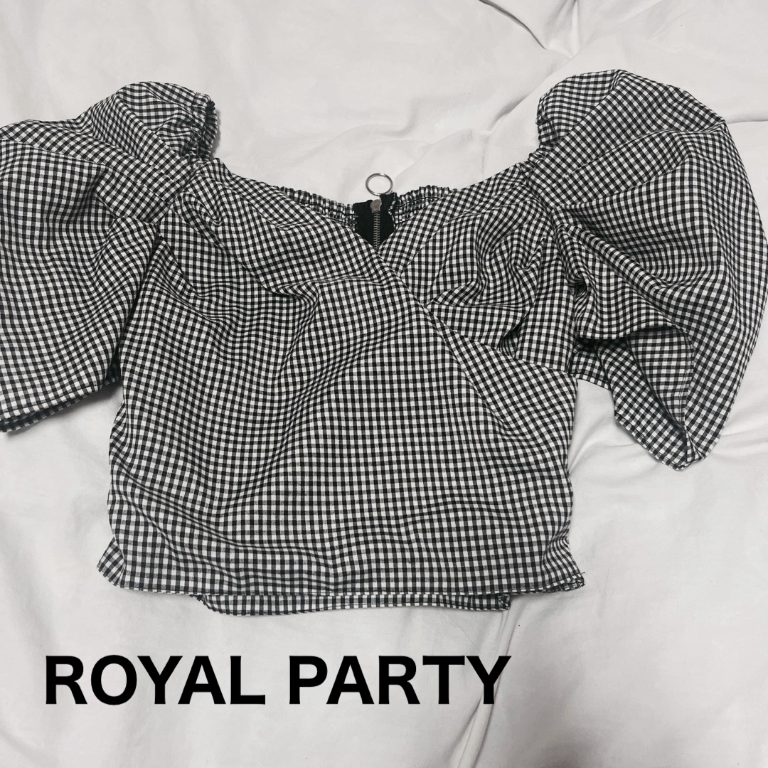 ROYAL PARTY(ロイヤルパーティー)のROYAL PARTY   5部丈　オフショルダートップス　ギンガムチェック　F レディースのトップス(シャツ/ブラウス(半袖/袖なし))の商品写真