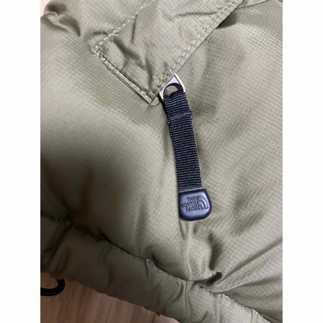 THE NORTH FACE(ザノースフェイス)の【希少】ノースフェイス　USヌプシ　カーキ メンズのジャケット/アウター(ダウンジャケット)の商品写真