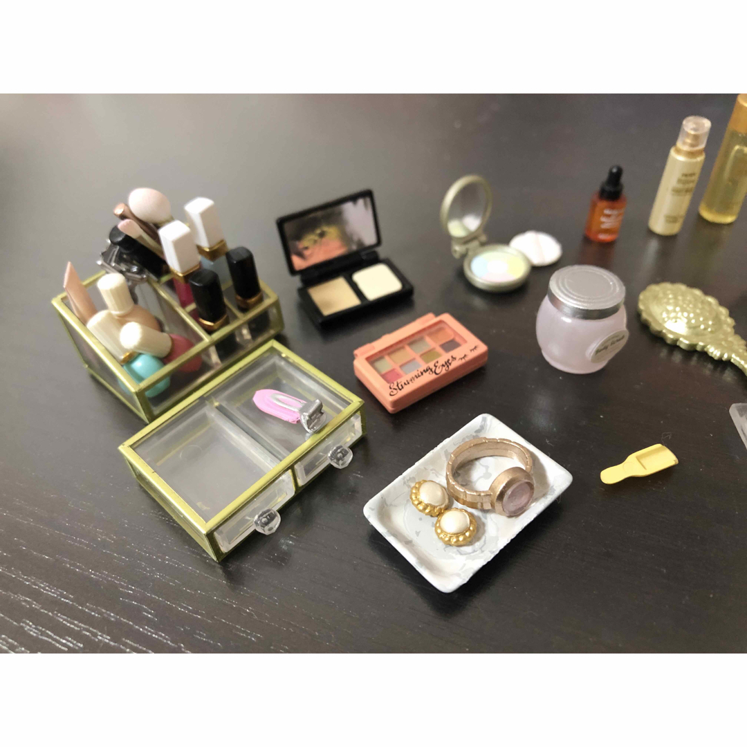 Re-MeNT(リーメント)のリーメント MAKEUP Dresser エンタメ/ホビーのフィギュア(その他)の商品写真