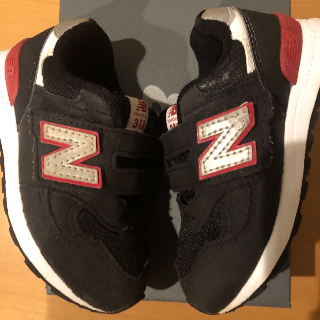 New Balance(ニューバランス)のニューバランス　313 16.0㎝　IO313 JBK 送料込 キッズ/ベビー/マタニティのキッズ靴/シューズ(15cm~)(スニーカー)の商品写真