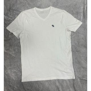 アバクロンビーアンドフィッチ(Abercrombie&Fitch)のアバクロ☆ＶネックTシャツ☆Lサイズ(Tシャツ/カットソー(半袖/袖なし))