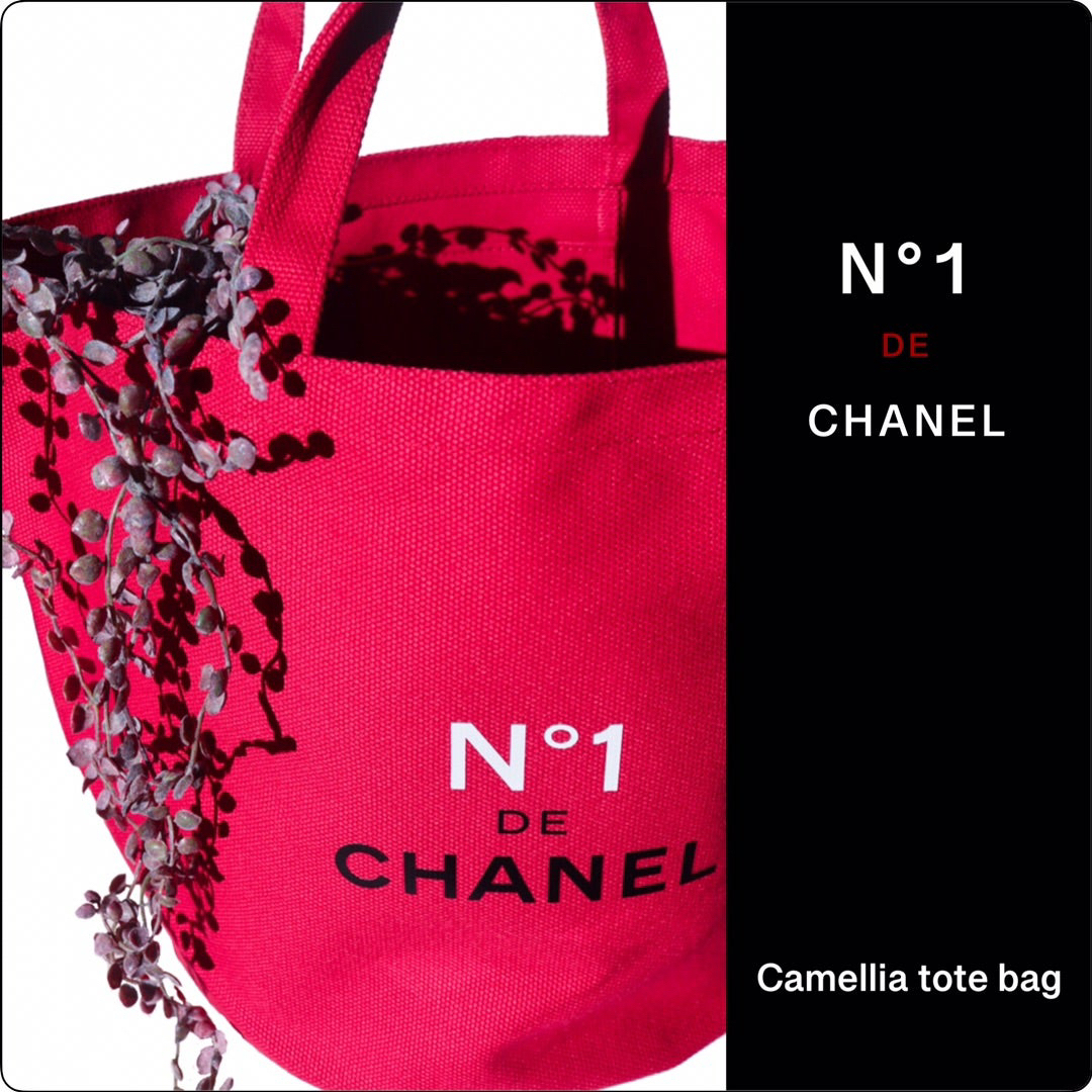 CHANEL(シャネル) トートバッグ - レッド